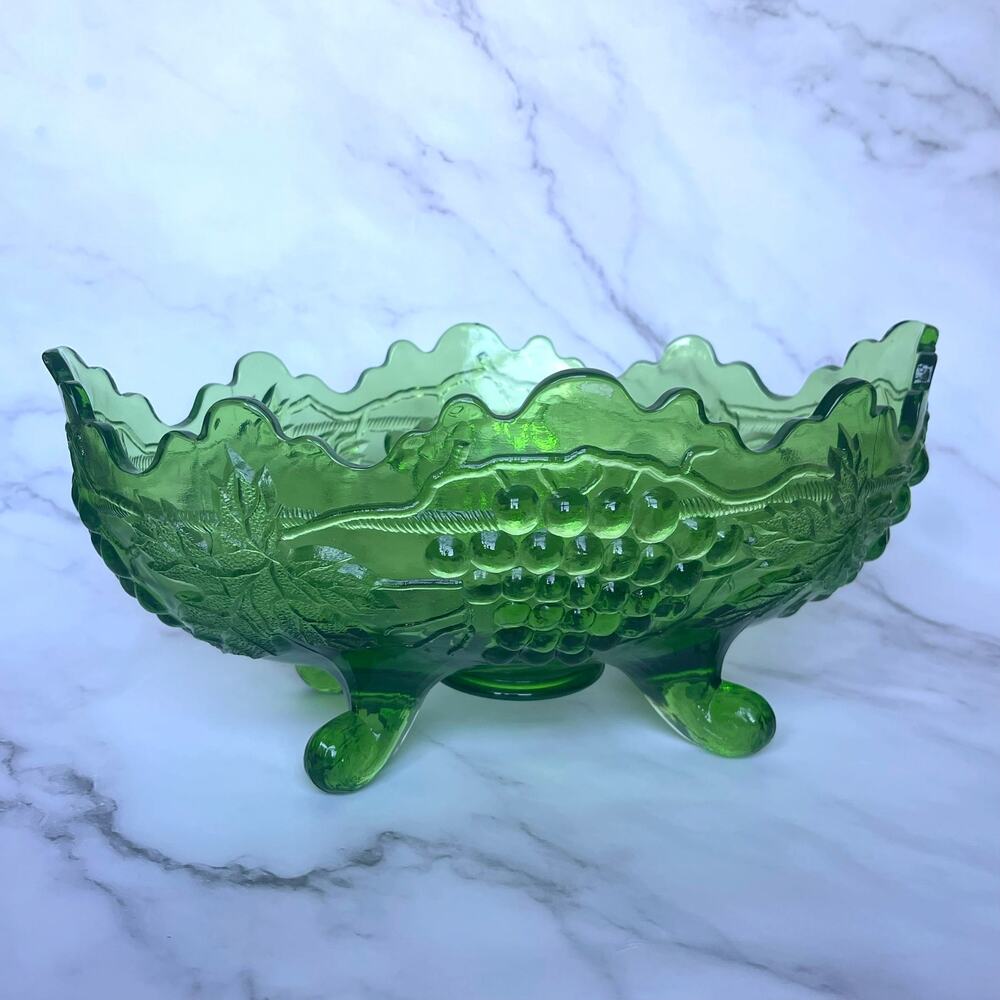 Vintage Glass Harvest Grape Green Footed Fruit Bowl Scalloped 12"